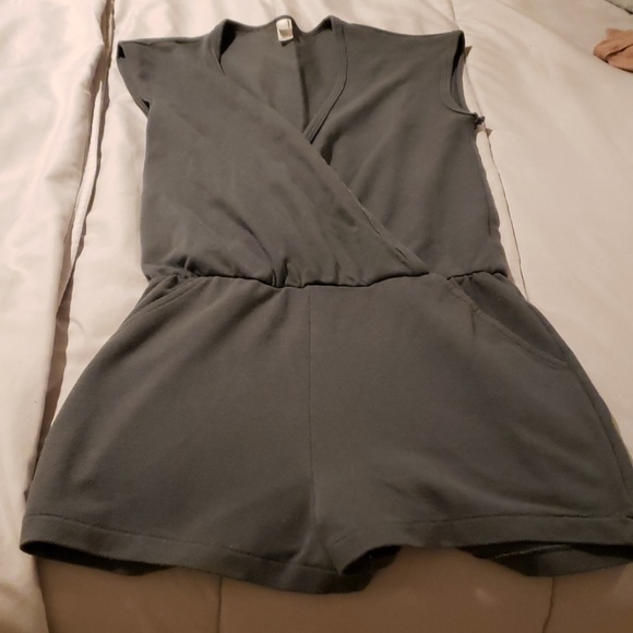 Romper - Picture 2 of 2